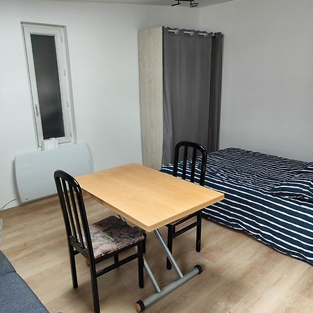 Studio Independant Avec Jardin Au Calme Neuilly-Plaisance Exterior photo